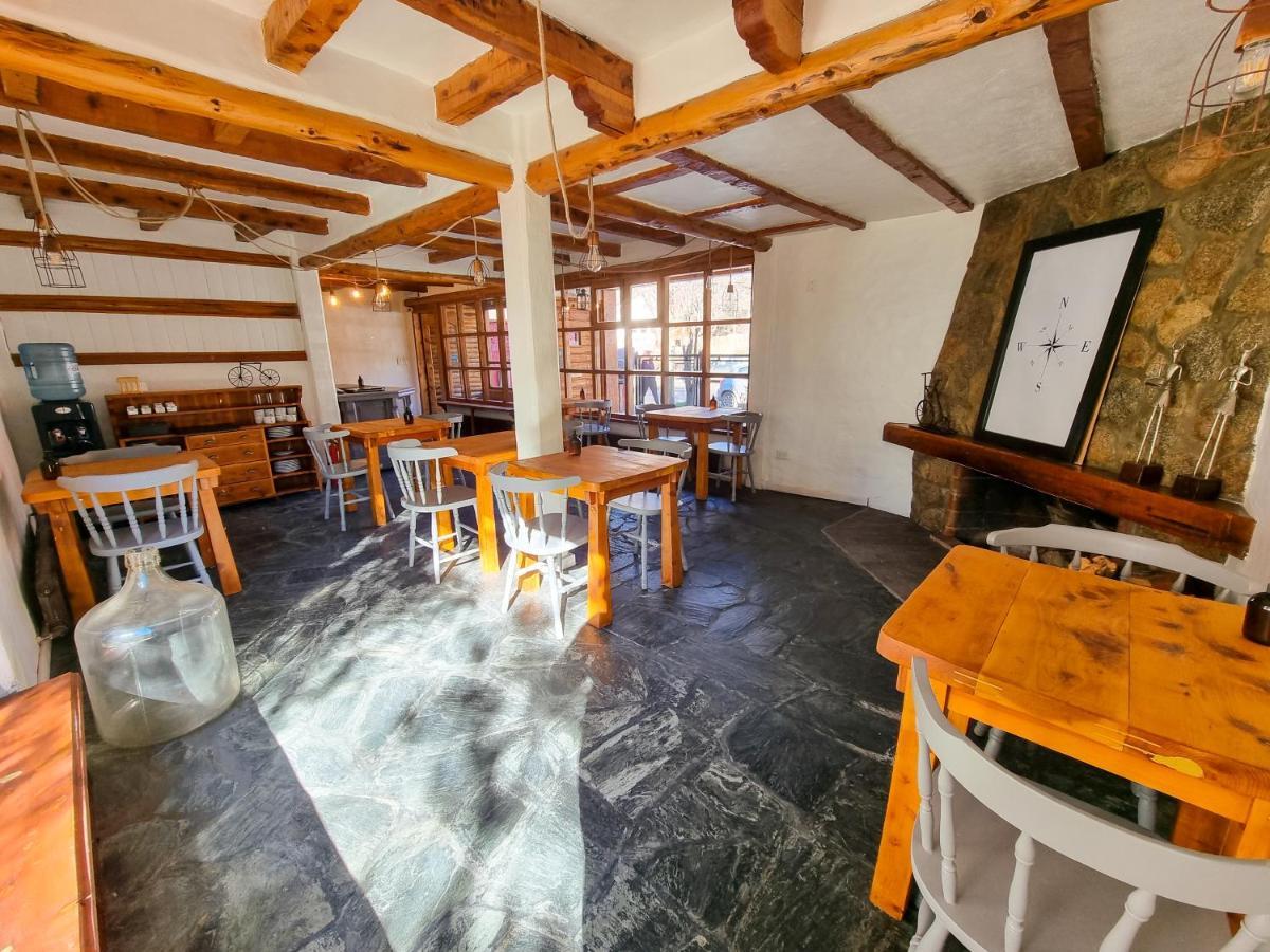 Hosteria Las Lucarnas San Martin de los Andes Exterior photo